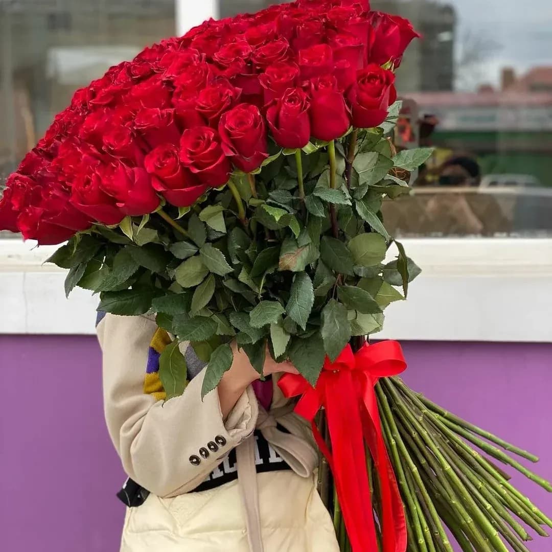 Розы ГИГАНТЫ (100 см) Эквадор